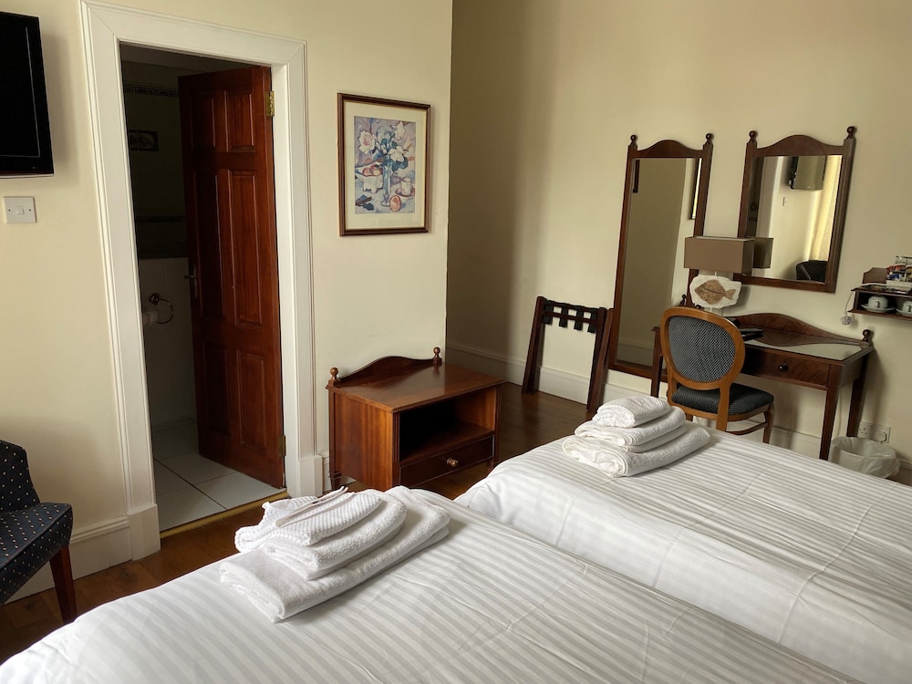 

Brindisi - Glasgow - Avonbridge Hotel