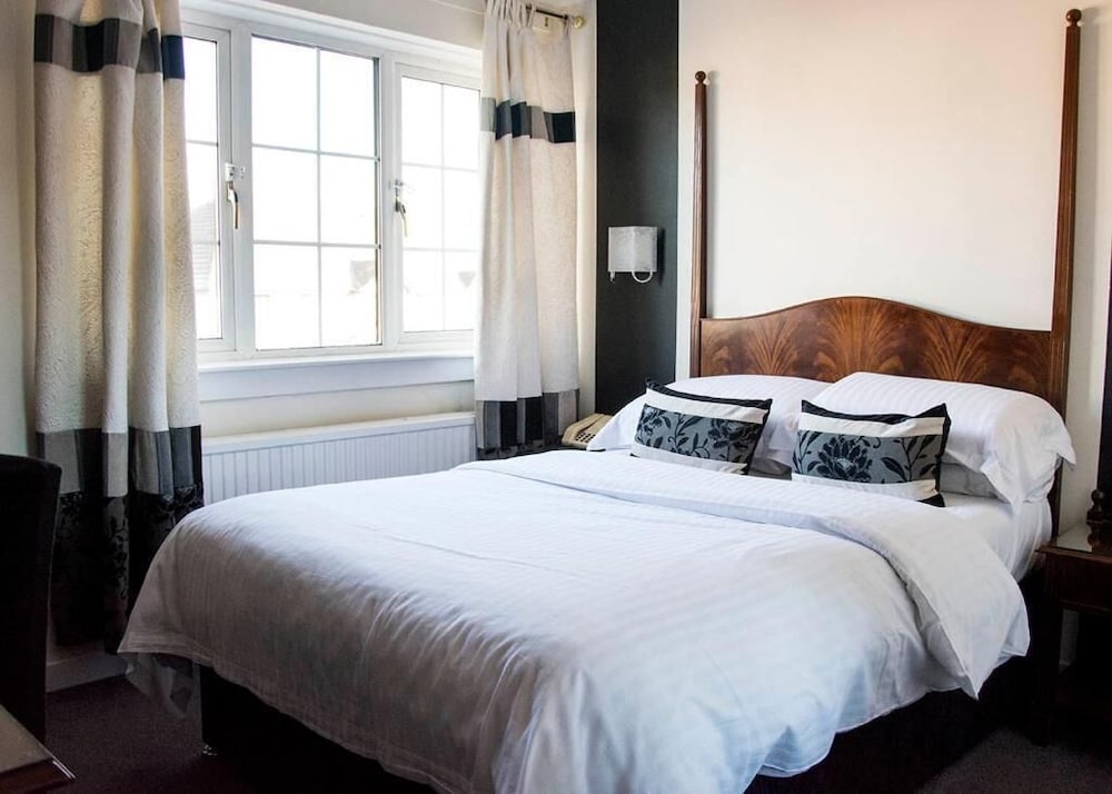 

Bologna - Glasgow - Avonbridge Hotel