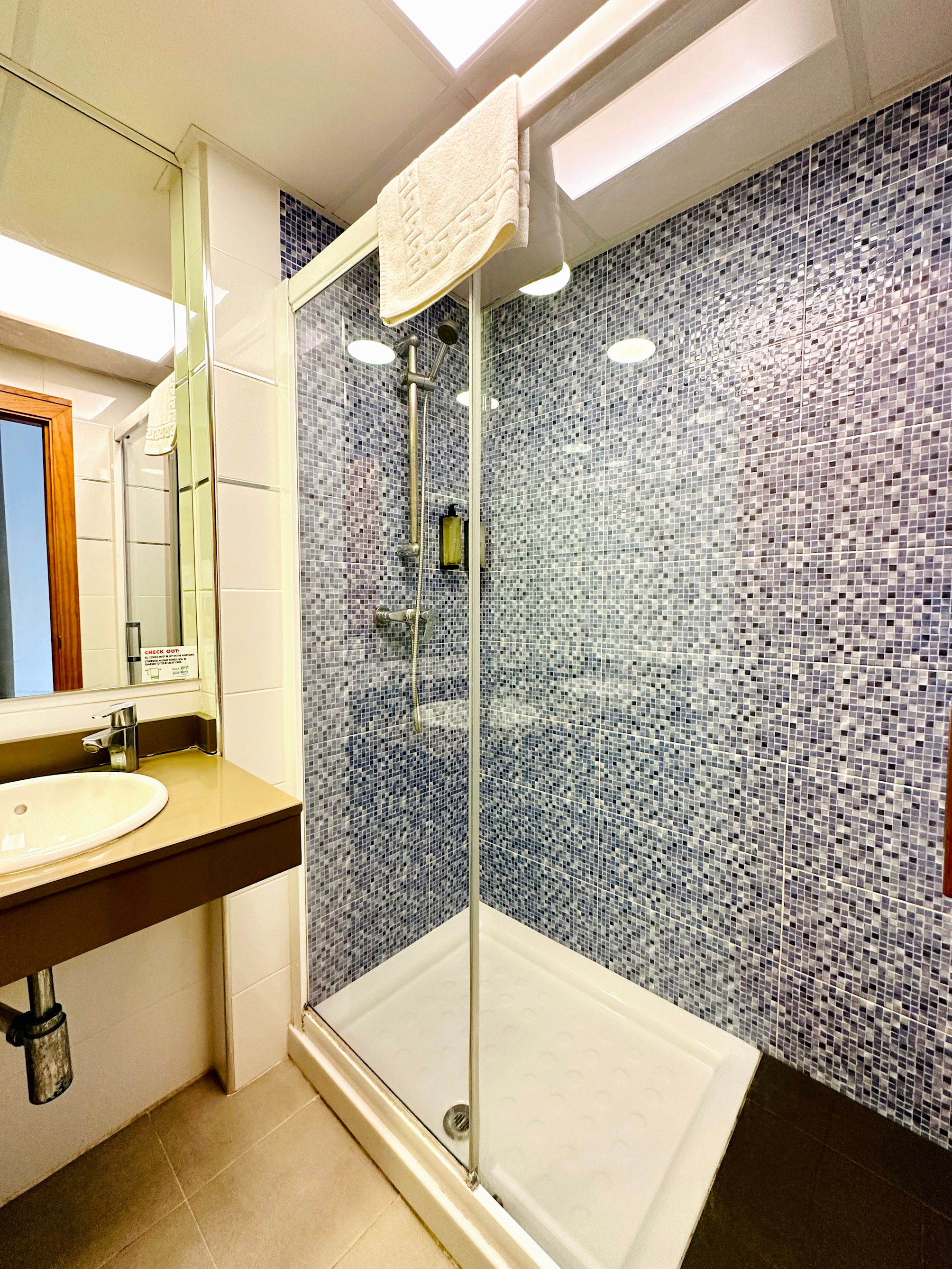 

Milano - Talamanca - Apartamentos Jet - Adults Only