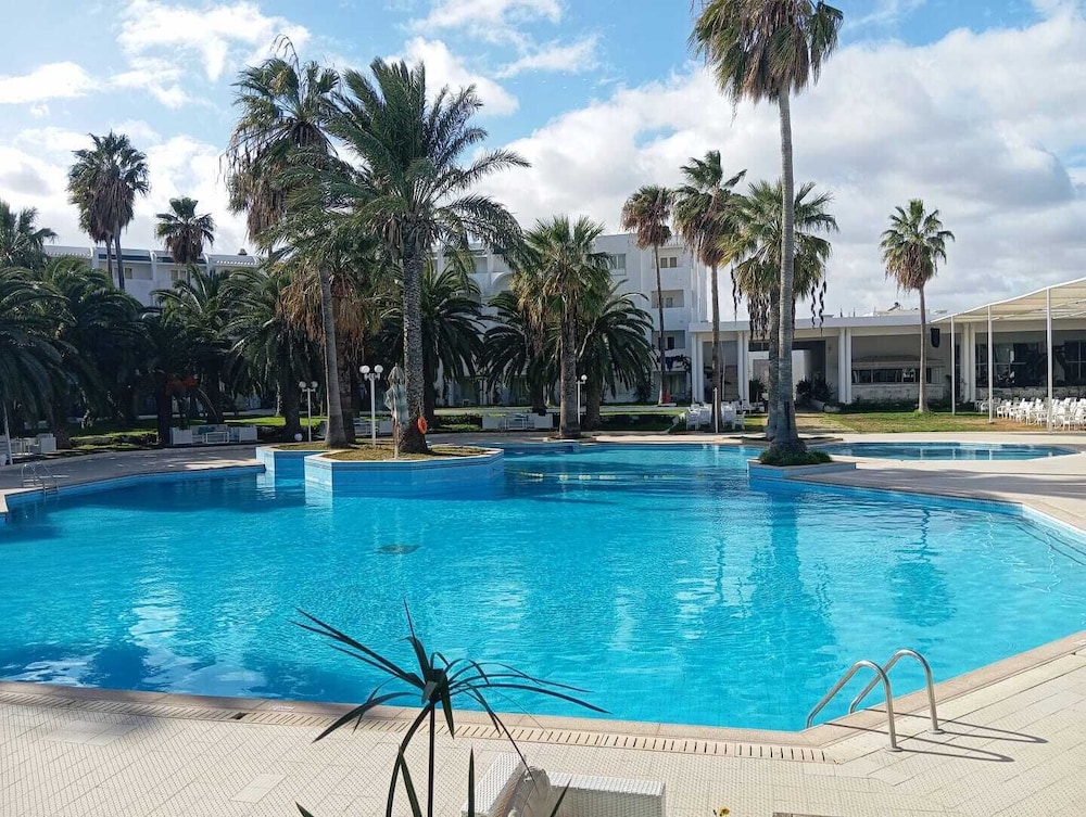 

Bari - Yasmine Hammamet - Hammamet Serail