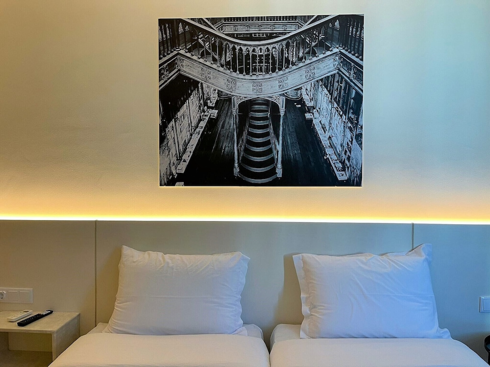 

Torino - Porto - Hotel Areosa
