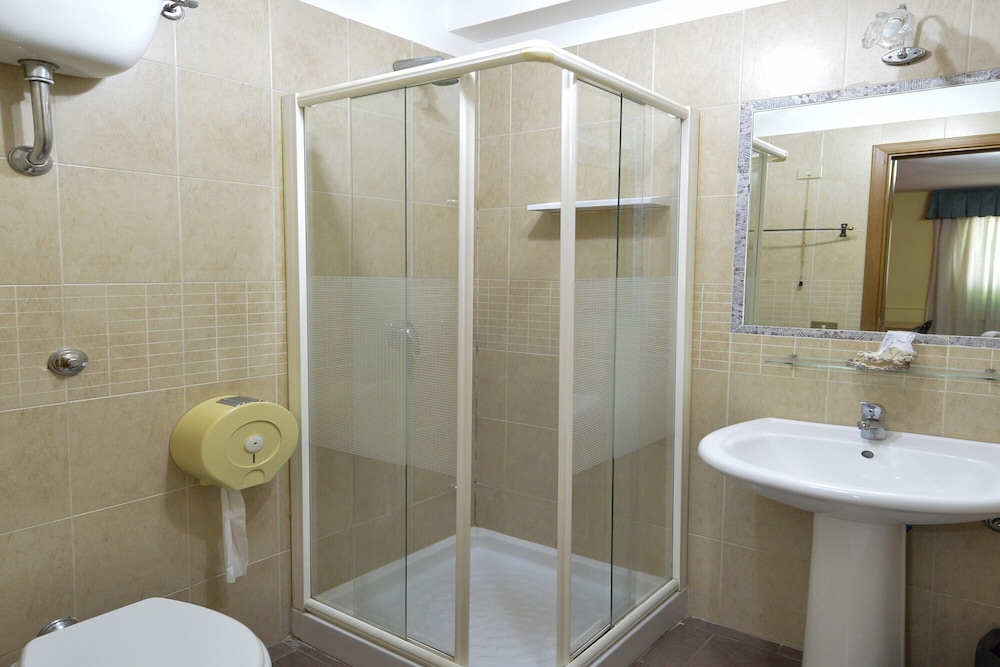 

Palermo - Casalnuovo di Napoli - Hotel Martini
