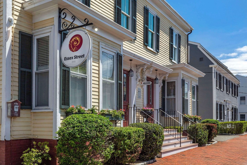 

Bari - Amesbury - Essex Street Inn & Suites, Ascend Hotel Collection