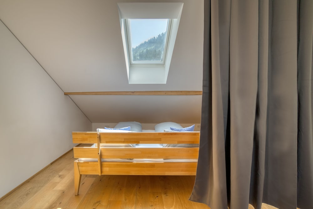 

Roma - Lech am Arlberg - HUS24
