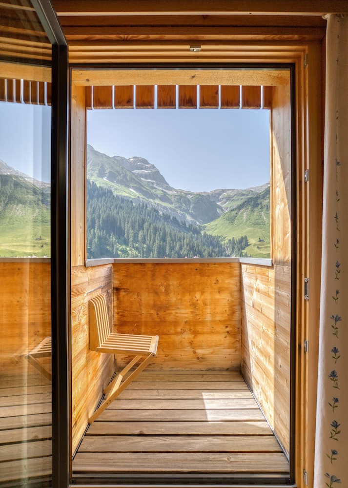 

Roma - Lech am Arlberg - HUS24