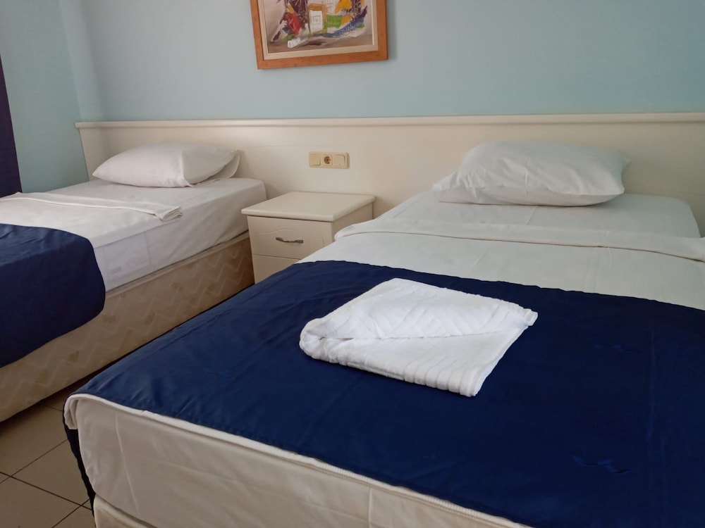 

Bologna - Tekirova - Ares Blue Hotel