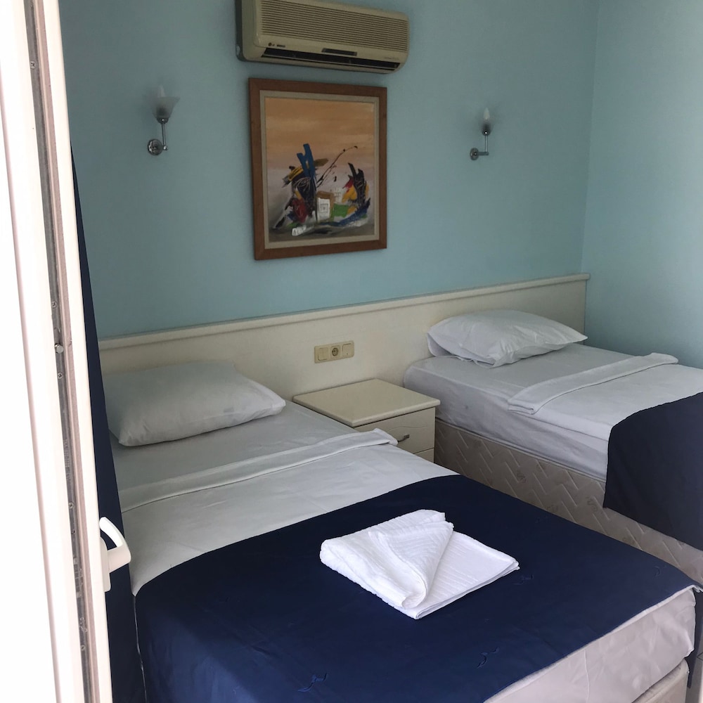 

Napoli - Tekirova - Ares Blue Hotel