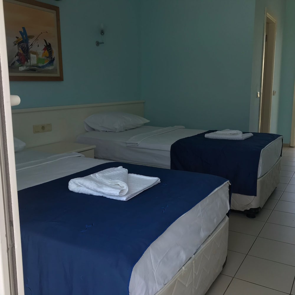 

Napoli - Kemer - Ares Blue Hotel