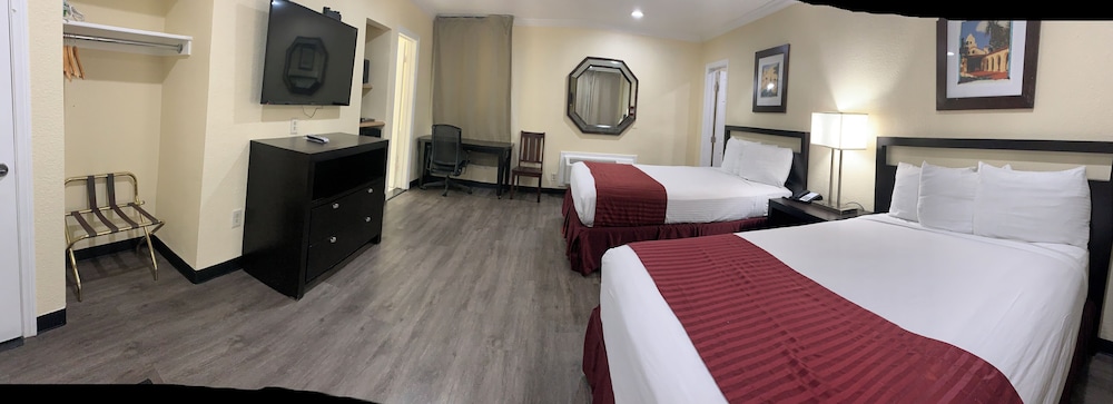 

Roma - Cypress (CA) - Best Inn & Suites