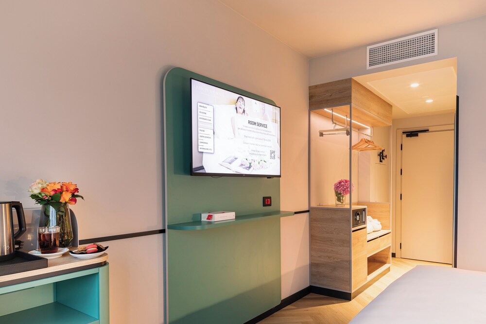 

Milano - Bologna - Living Place Hotel