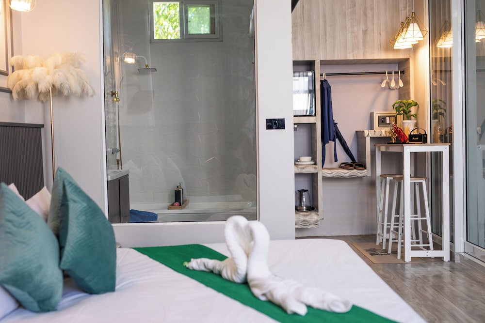 

Milano - Ban Ao Makham - Best Time Pool Suites