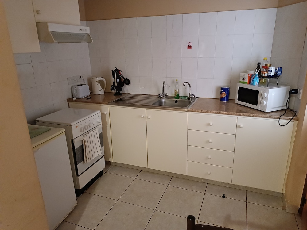 

Venezia - Pissouri - Rantzo Holiday Apartments