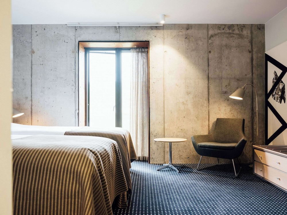 

Milano - Torshavn - Hotel Føroyar