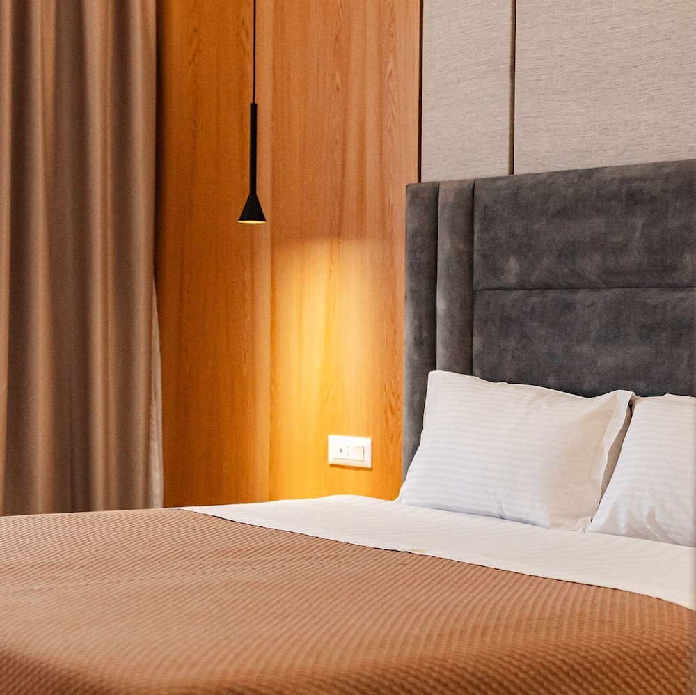 

Torino - Vorë - Hotel Airport Tirana