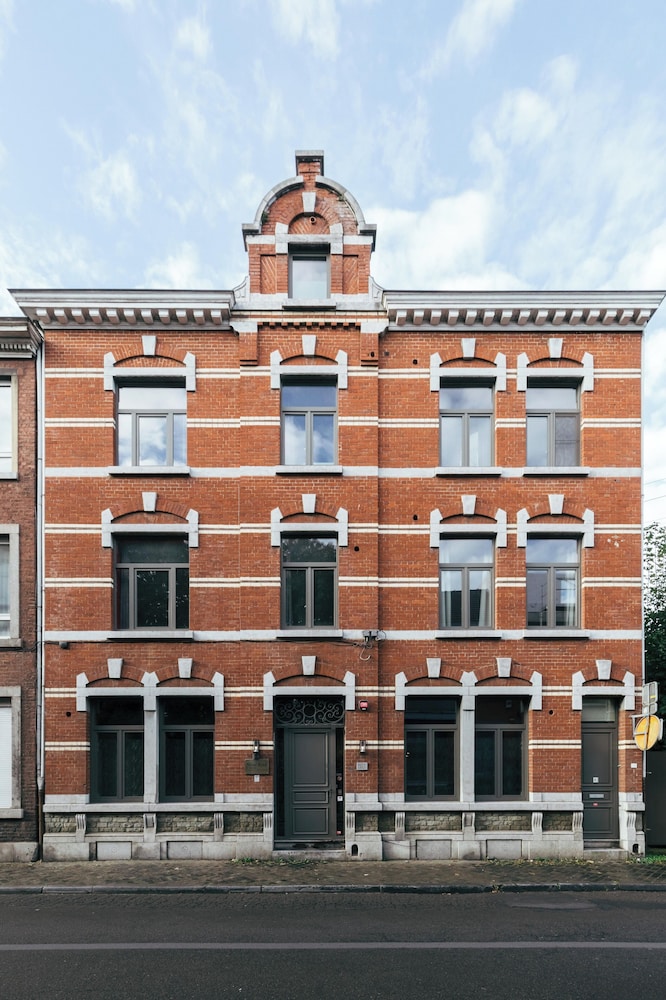 

Bologna - Liegi - Riad Nour Hotel