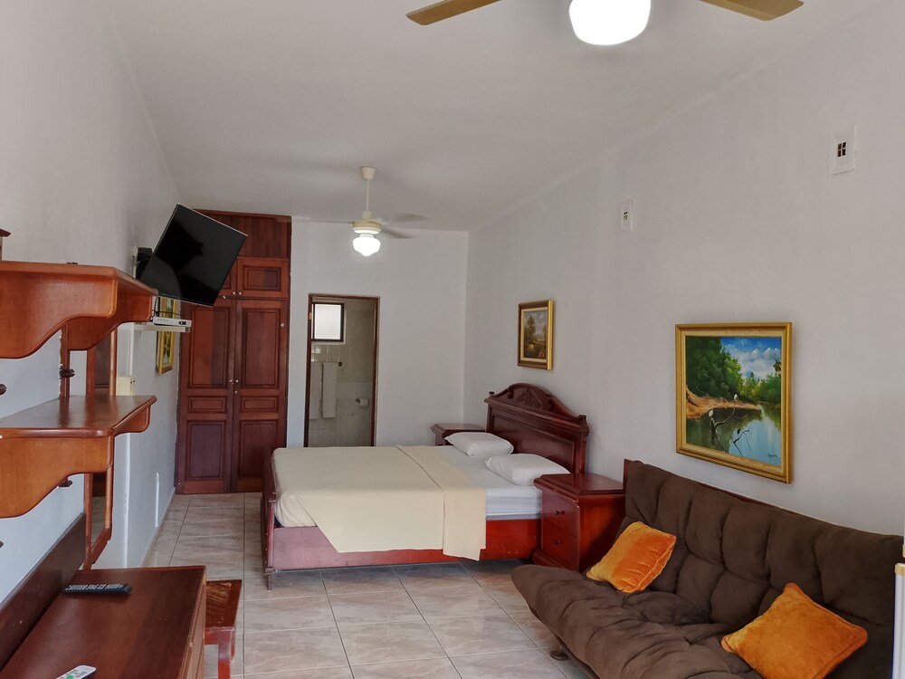 

Verona - Boca Chica - Hotel Garant & Suites
