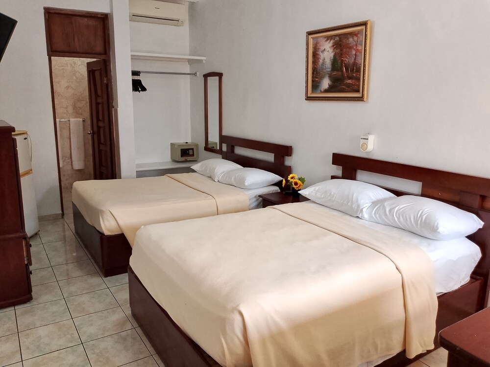 

Bari - Boca Chica - Hotel Garant & Suites