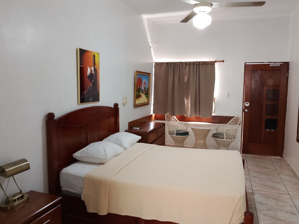 

Bari - Boca Chica - Hotel Garant & Suites