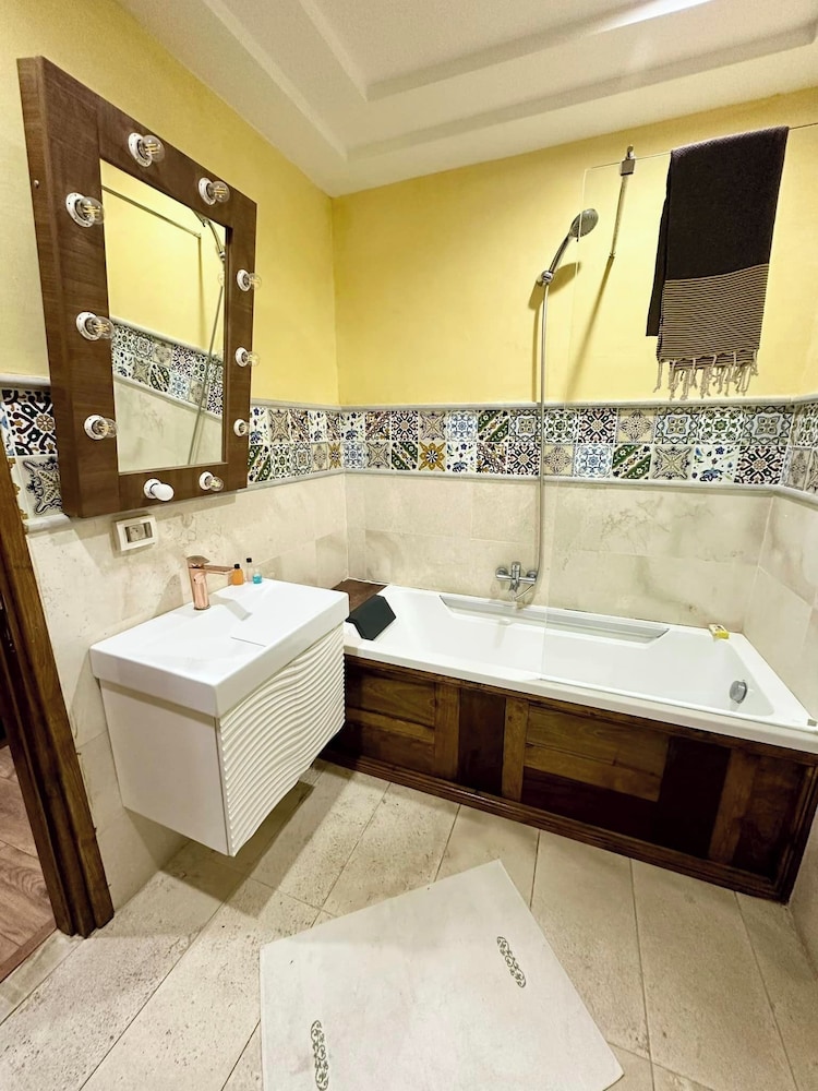 

Venezia - Tunisi - La Bottega Hôtel