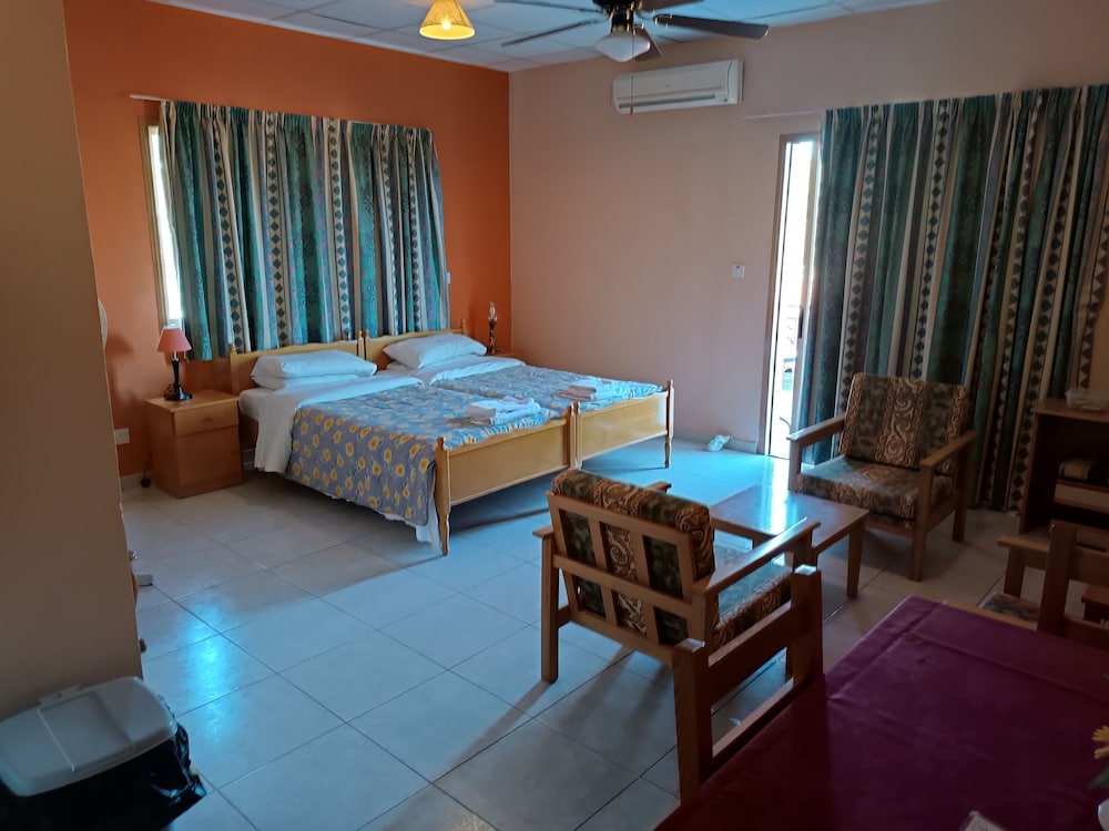 

Bologna - Cipro - Rantzo Holiday Apartments