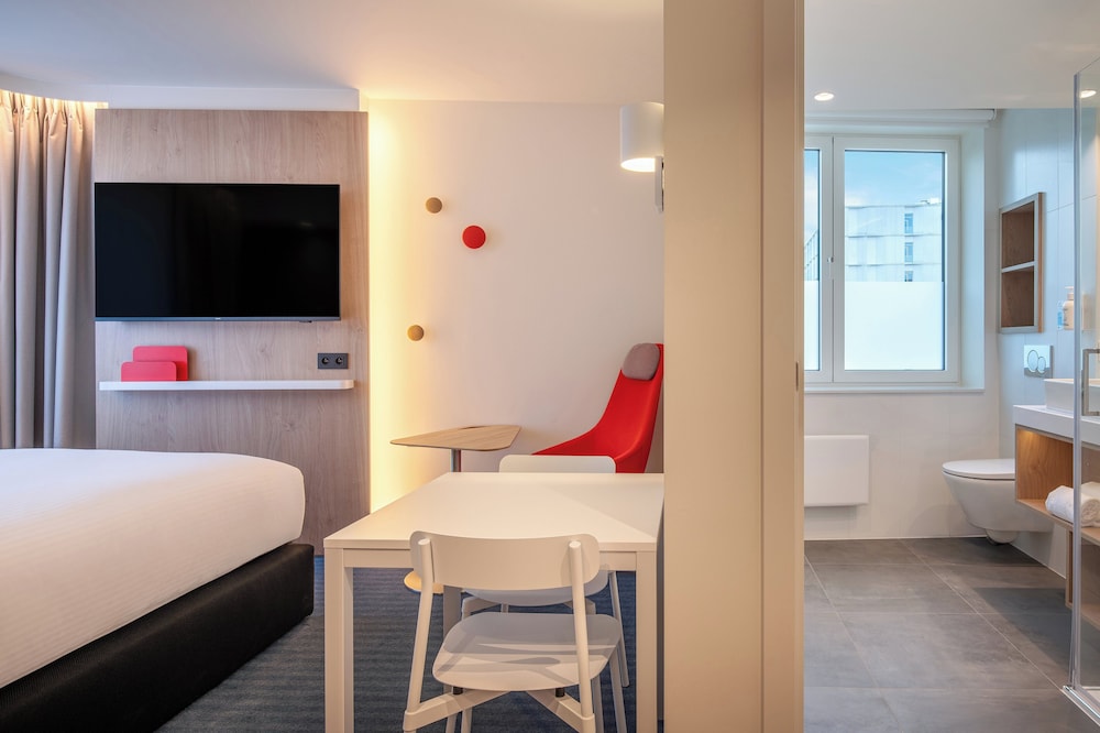 

Roma - Gent - Holiday Inn Express & Suites Ghent