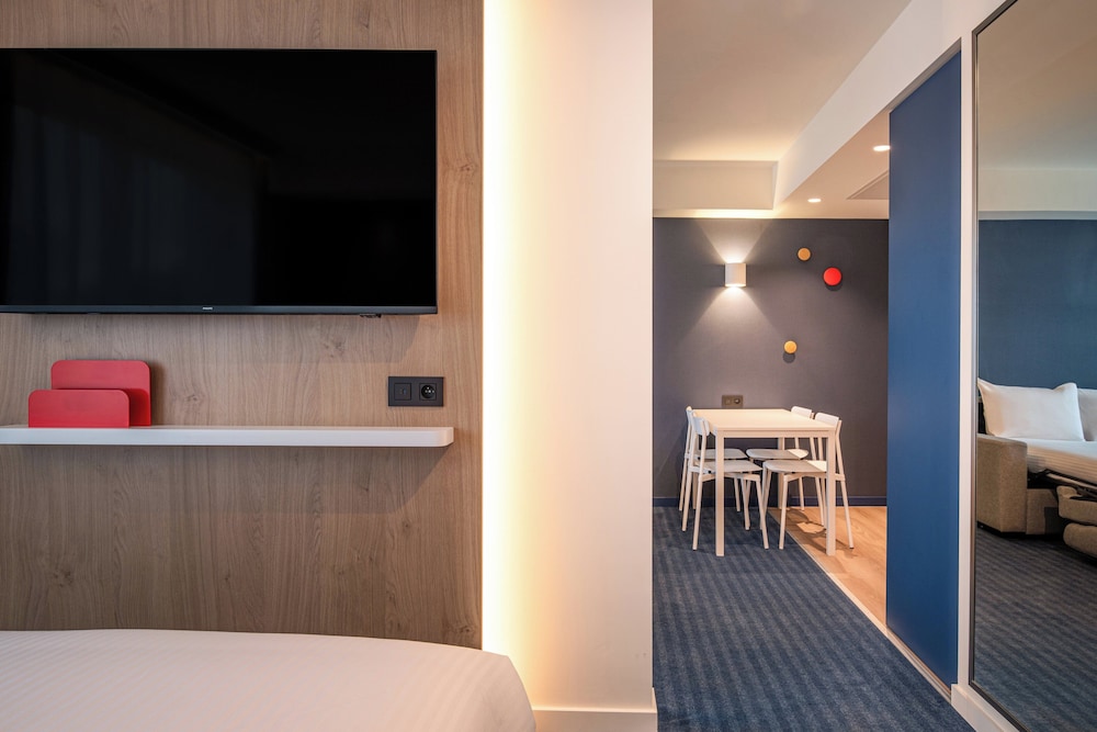 

Bologna - Gent - Holiday Inn Express & Suites Ghent