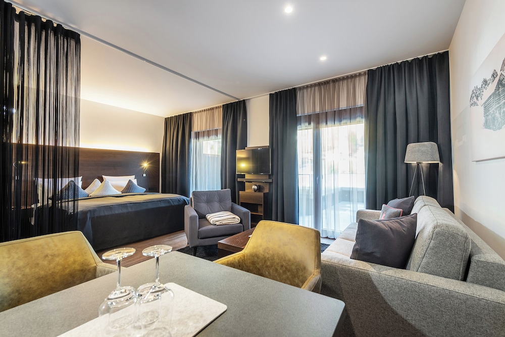 

Milano - Ellmau - AlpenParks Hotel & Apartment Taxacher