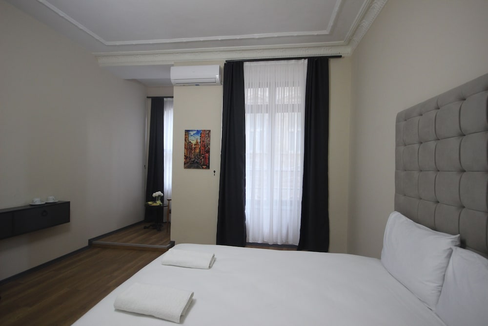 

Bari - Istanbul - Taksim By Rich Hotel