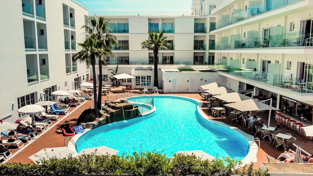 

Cagliari - Cala Ratjada - Hotel Capricho