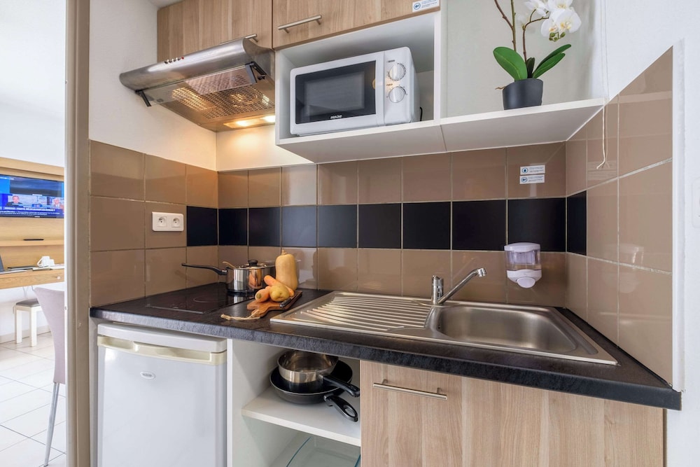 

Milano - Cannes - Comfort Aparthotel Antibes Le Maestria