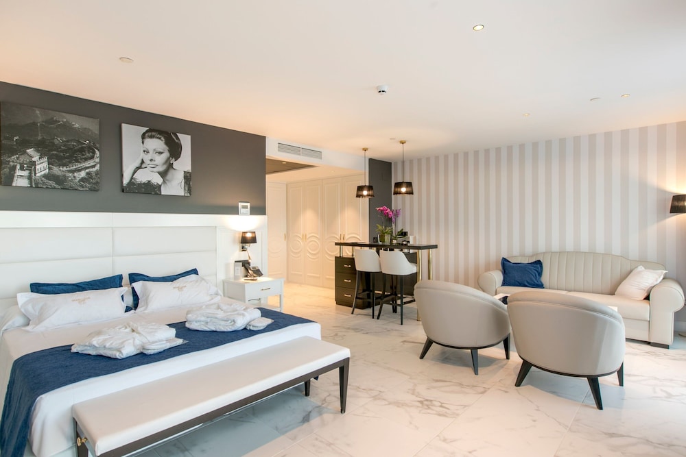

Firenze - Villajoyosa - Grand Luxor Hotel Costa Blanca