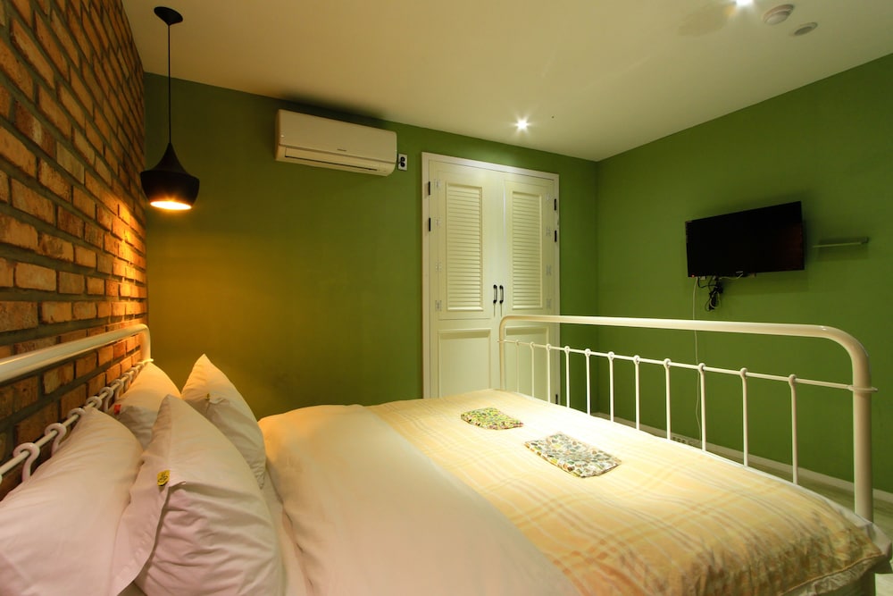 

Napoli - Busan - Hotel 25 Seomyeon