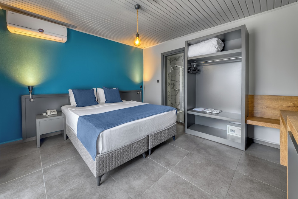 

Napoli - Konaklı - Royalisa Palmiye Beach Hotel Adult Only