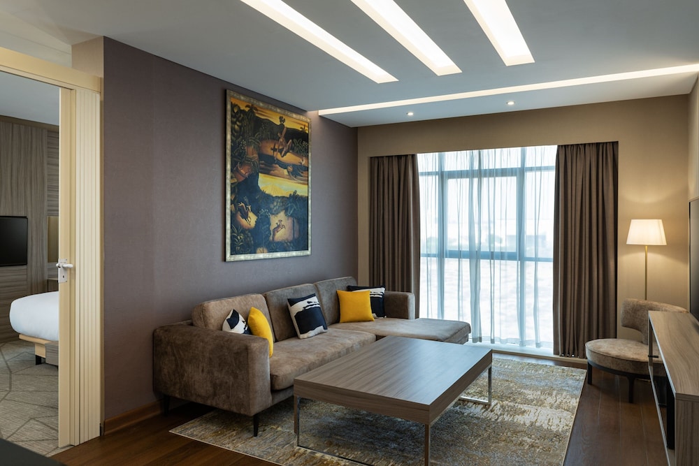 

Napoli - Dubai - Four Points by Sheraton Production City, Dubai