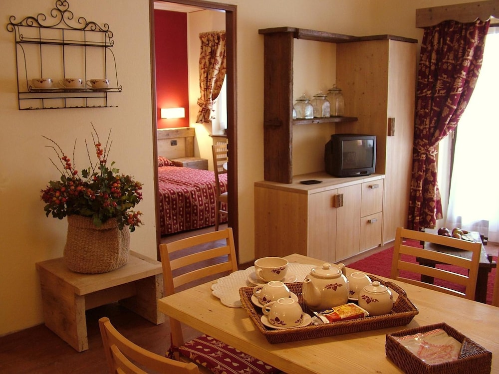 

Roma - Courmayeur - Residence Cour Maison