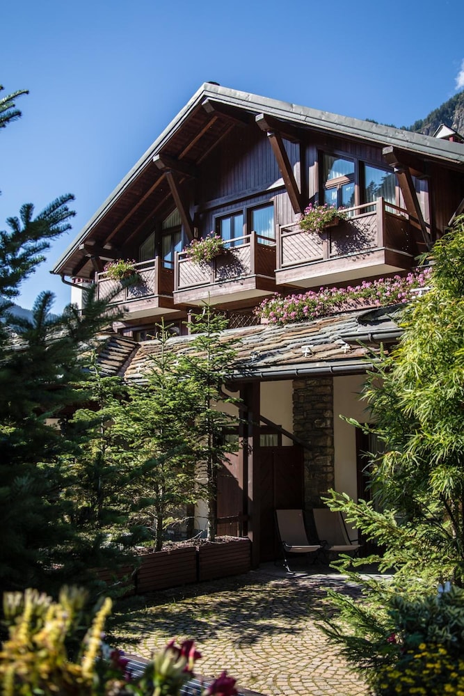 

Reggio Calabria - La Thuile - Residence Cour Maison