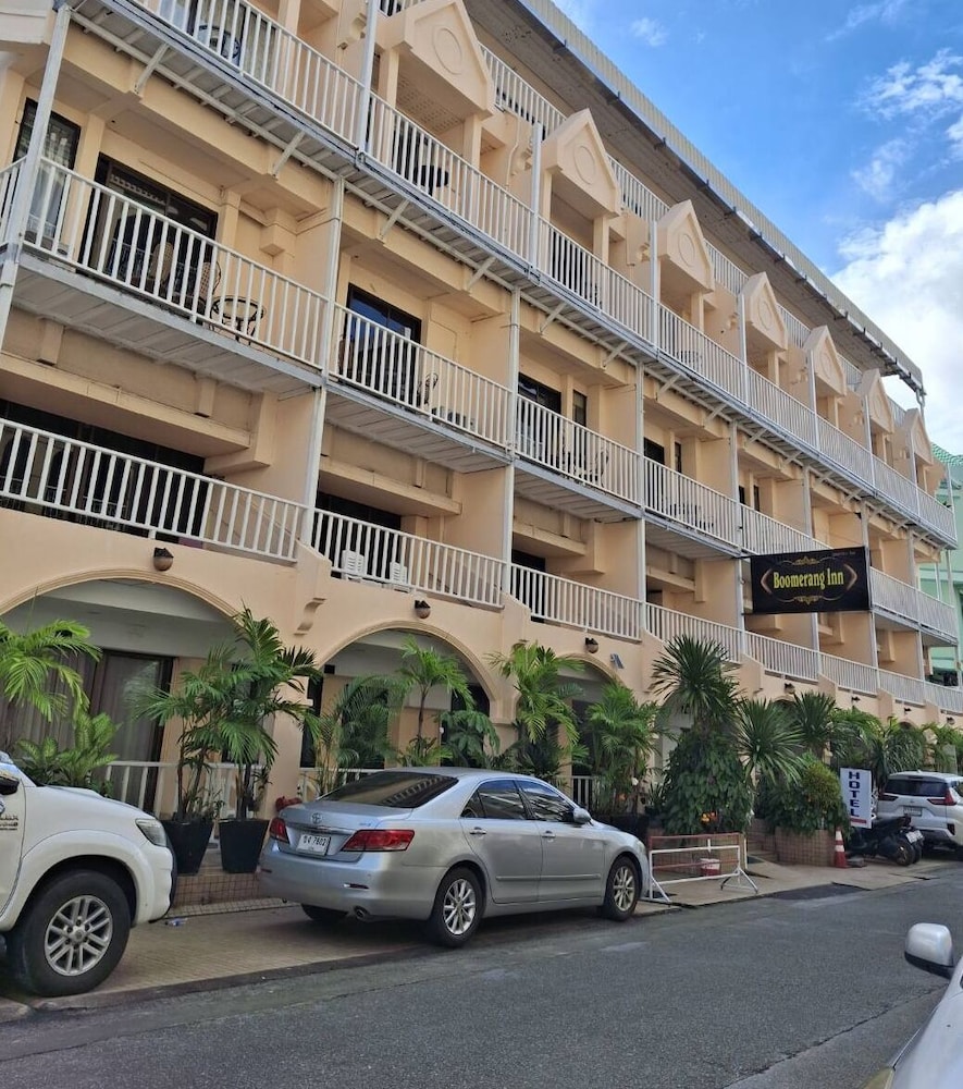 

Alghero - Chalong - Boomerang Inn