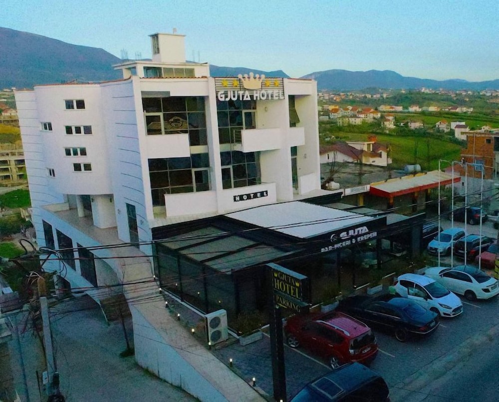 

Bari - Tirana - Hotel Gjuta