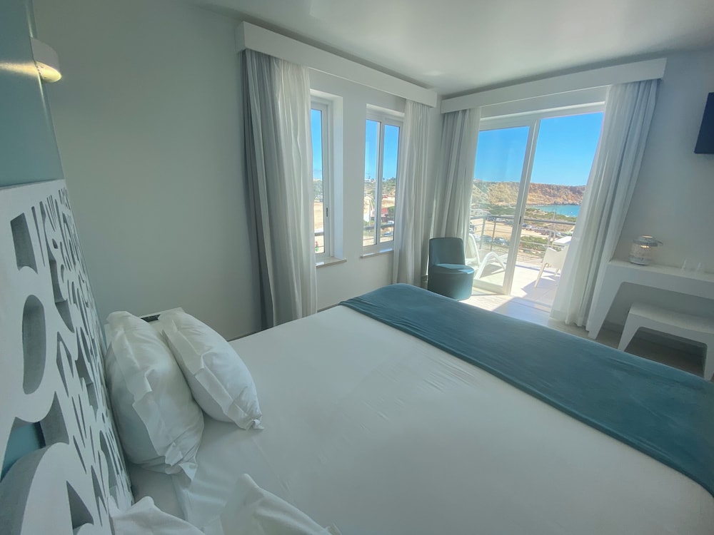 

Milano - Sagres - Mareta Beach Boutique Bed & Breakfast