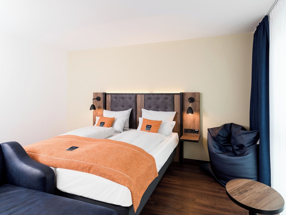 

Cagliari - Norimberga - Holiday Inn - the niu, Saddle Fürth