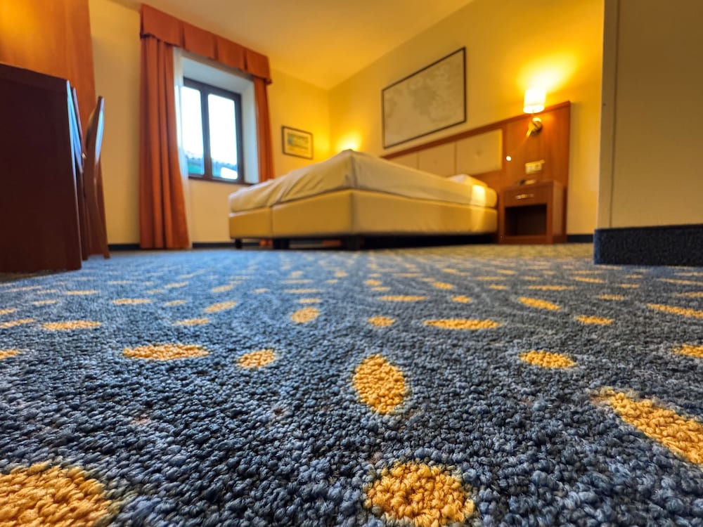 

Napoli - Limone sul Garda - Lake Hotel Benaco