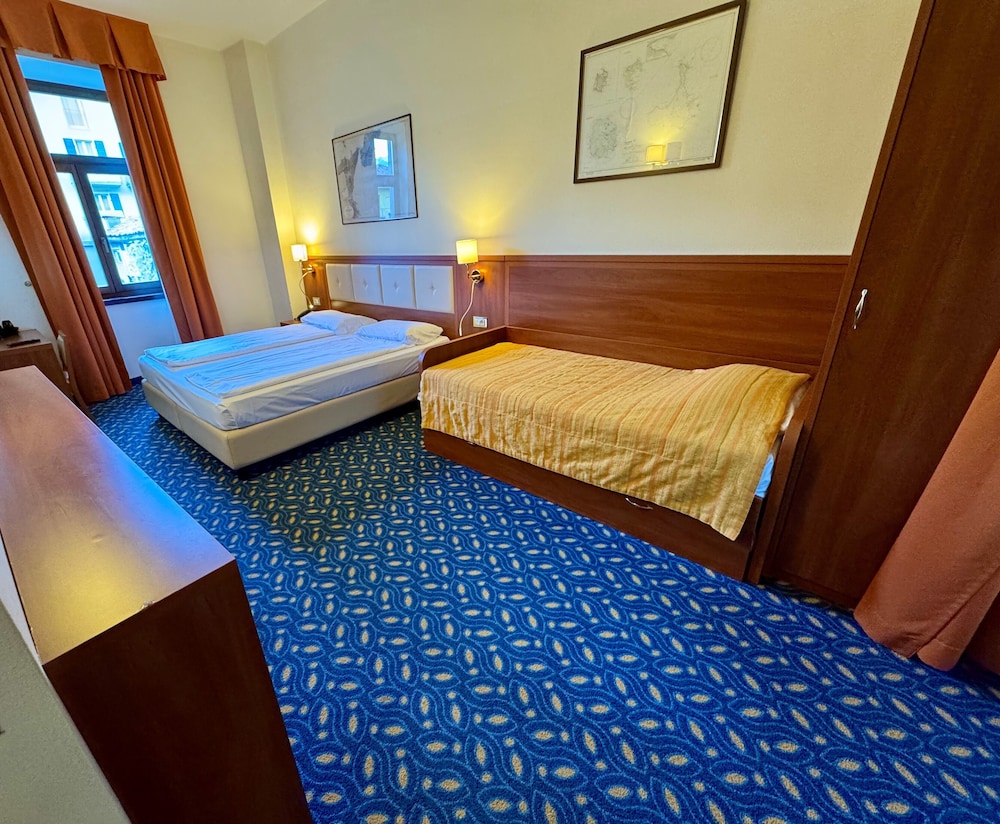 

Milano - Limone sul Garda - Lake Hotel Benaco