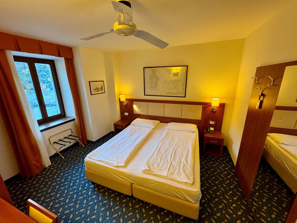 

Olbia - Limone sul Garda - Lake Hotel Benaco