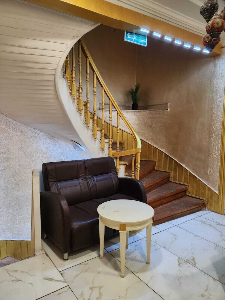 

Brindisi - Istanbul - Mila boutique&apt