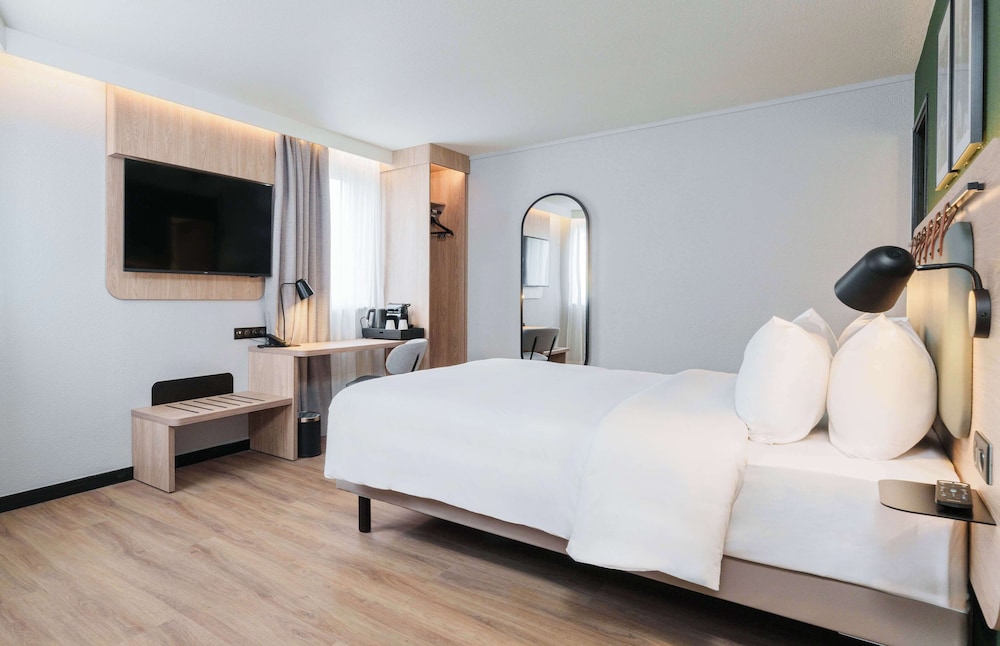 

Lamezia Terme - Bagnolet - Campanile Prime Paris 19 - La Villette