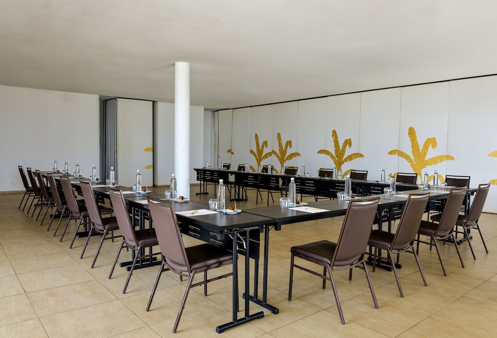 

Bologna - Somone - Lamantin Beach Resort And Spa Managed By Accor