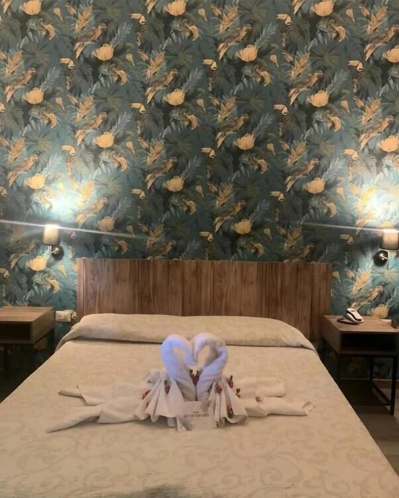 

Milano - Siena - Hotel Ai Tufi