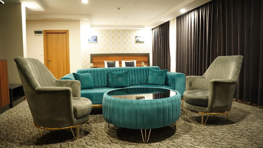 

Venezia - Basaksehir - El Emin İstanbul Hotel