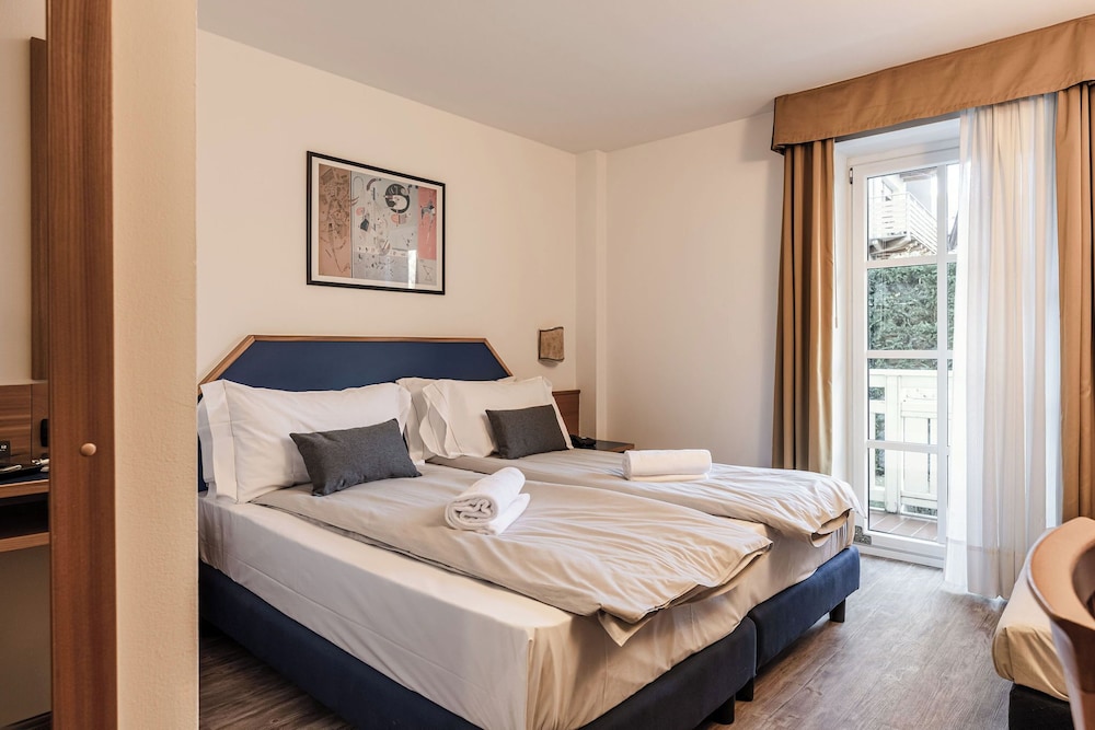 

Napoli - Folgarida - Hotel garni Meledrio