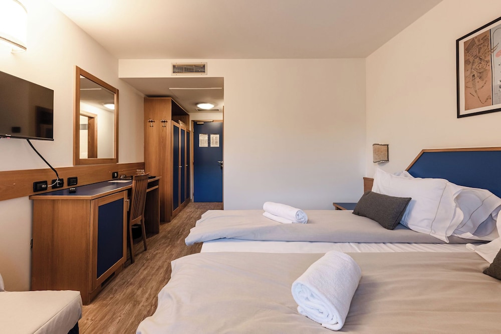

Milano - Folgarida - Hotel garni Meledrio